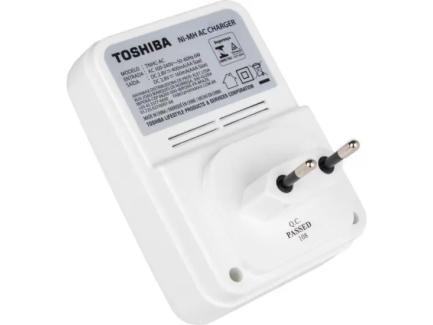 Carregador De Pilha Aa Bivolt 2600mah Tnhc-6gae4 Cb Com 4 Pilhas Toshiba